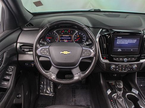 Used 2022 Chevrolet Traverse LT w/ LT Premium Package AWD/4WD image 29
