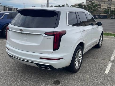 Used 2024 Cadillac XT6 Premium Luxury w/ Technology Package AWD/4WD image 4