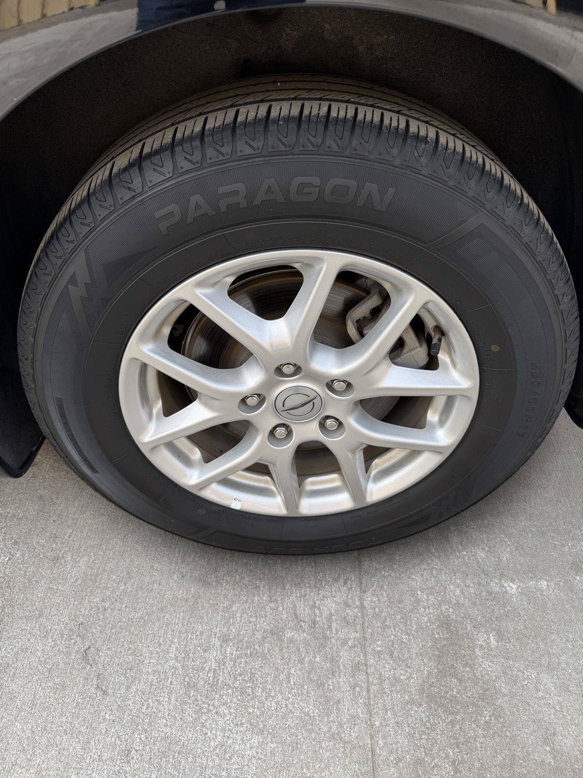 Used 2025 Chrysler Pacifica Select FWD image 10