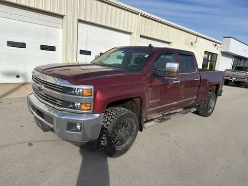 Used 2015 Chevrolet Silverado 2500 LTZ w/ LTZ Plus Package image 14