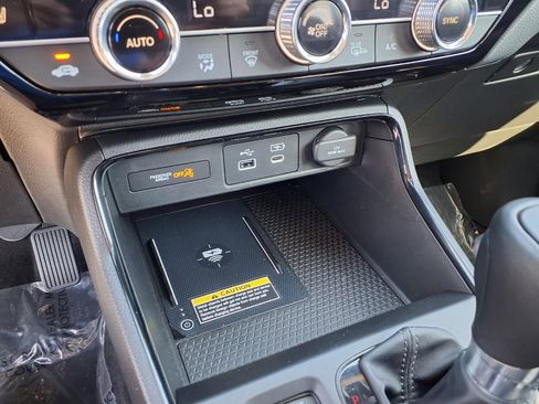 Used 2024 Honda CR-V EX-L image 25