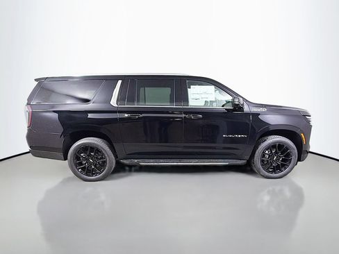 New 2026 Chevrolet Suburban High Country w/ Sun And Tow Package AWD/4WD image 4