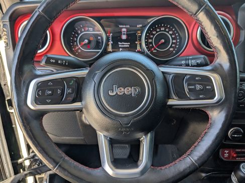 Used 2020 Jeep Gladiator Rubicon AWD/4WD image 9