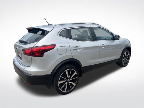 Used 2018 Nissan Rogue Sport SL w/ SL Premium Package AWD/4WD image 43
