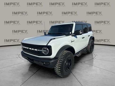 Used 2022 Ford Bronco Wildtrak image 1