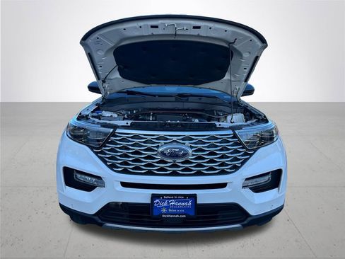 Used 2021 Ford Explorer Platinum w/ Equipment Group 601A image 4