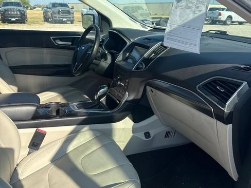 Used 2016 Ford Edge Titanium w/ Equipment Group 302A FWD image 17