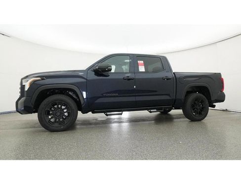 New 2026 Toyota Tundra SR5 AWD/4WD image 18