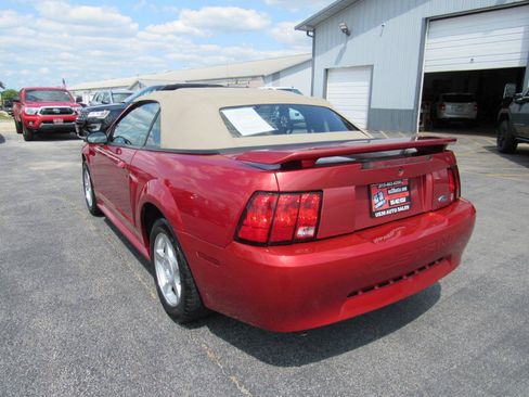 Used 2002 Ford Mustang Premium RWD image 4