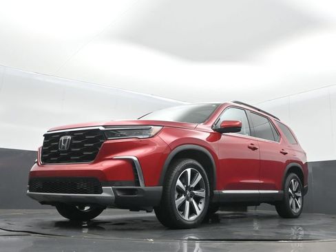 Certified 2024 Honda Pilot Elite image 13
