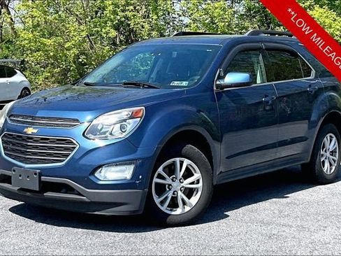 Used 2017 Chevrolet Equinox LT w/ Convenience Package FWD image 1