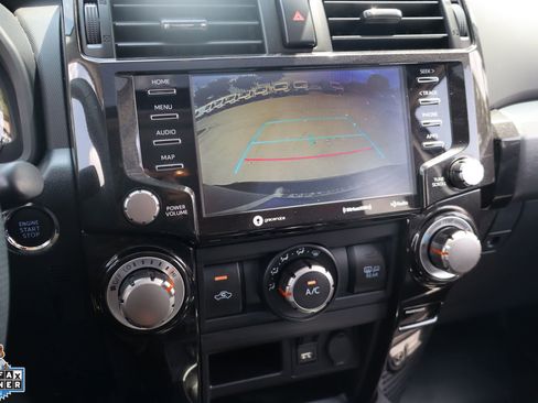 Used 2022 Toyota 4Runner TRD Off-Road Premium w/ Moonroof Package AWD/4WD image 22