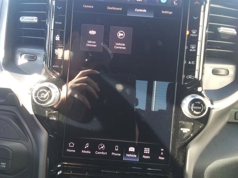 New 2026 RAM 3500 Laramie w/ Towing Technology Group image 24