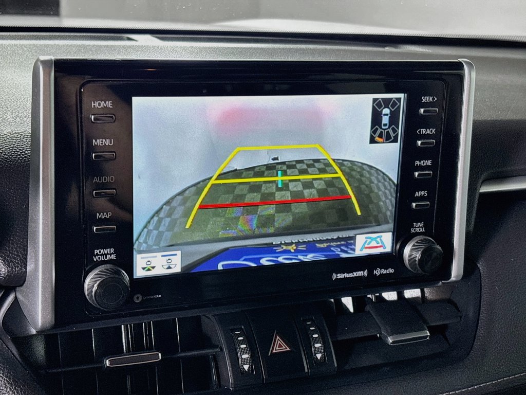 Used 2019 Toyota RAV4 Limited FWD image 17
