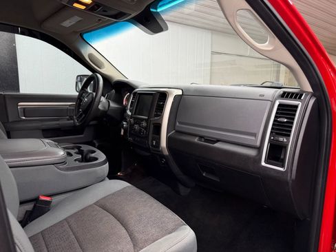 Used 2014 RAM 1500 Classic SLT AWD/4WD image 7