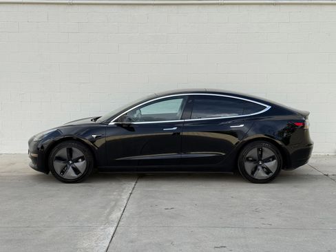 Used 2019 Tesla Model 3 Mid Range image 8