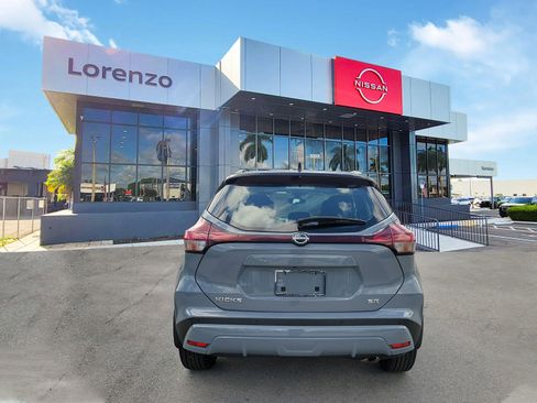 Certified 2023 Nissan Kicks SR FWD image 6