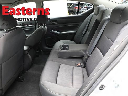 Used 2023 Nissan Altima 2.5 SV FWD image 21