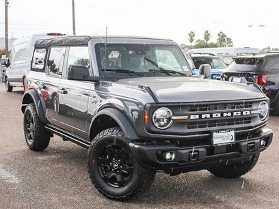 New 2025 Ford Bronco Big Bend w/ Black Diamond Package