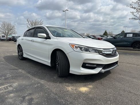 Used 2017 Honda Accord Sport Special Edition image 12