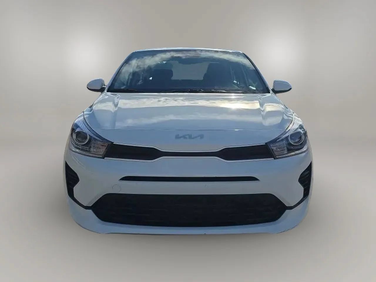 Used 2023 Kia Rio S w/ Technology Package FWD image 4