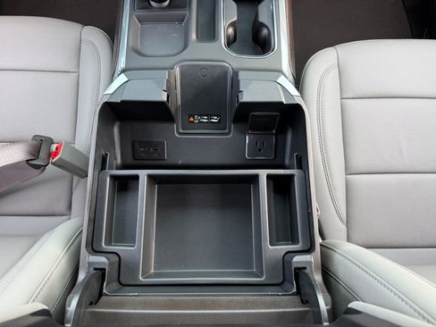 New 2026 GMC Sierra 1500 SLT w/ SLT Premium Package image 31