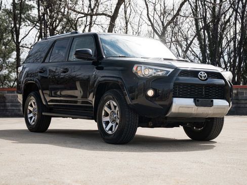 Used 2014 Toyota 4Runner Trail image 7
