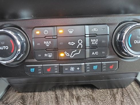 Used 2019 Ford F250 Lariat w/ Lariat Ultimate Package image 29