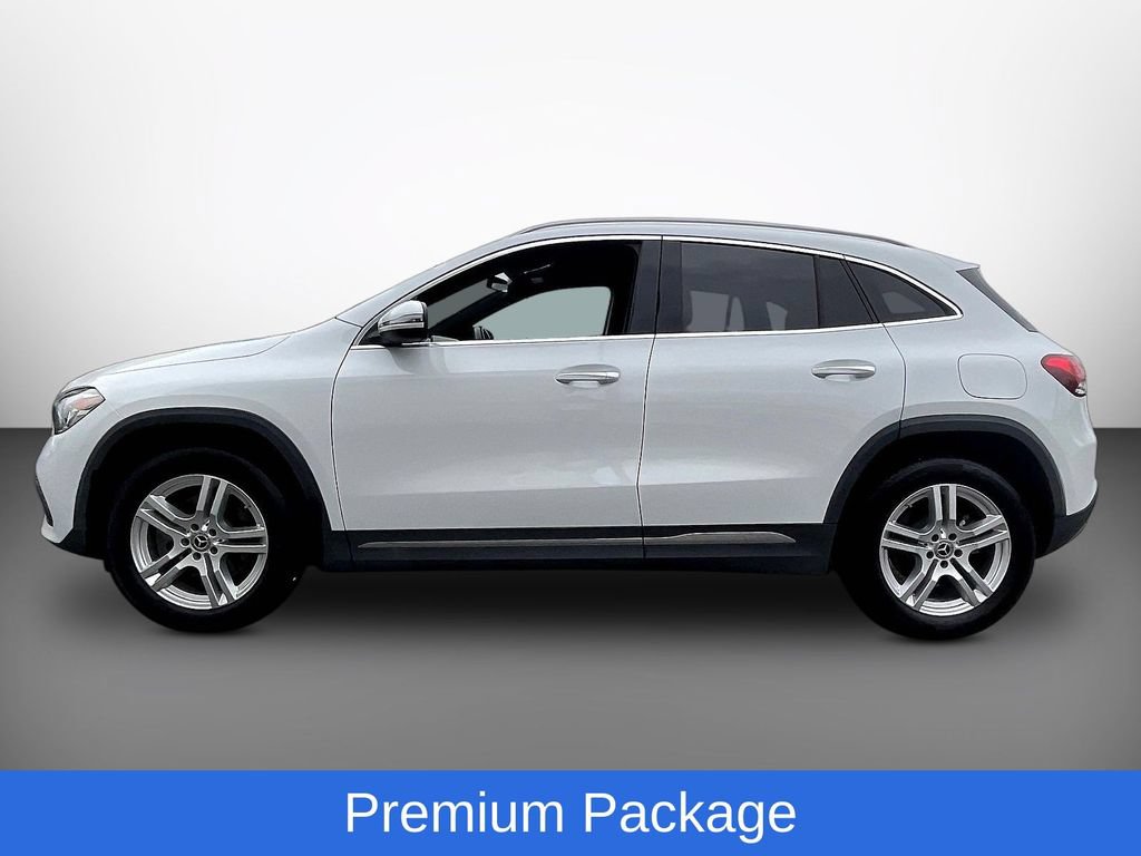 Used 2023 Mercedes-Benz GLA 250 4MATIC w/ Premium Package image 4