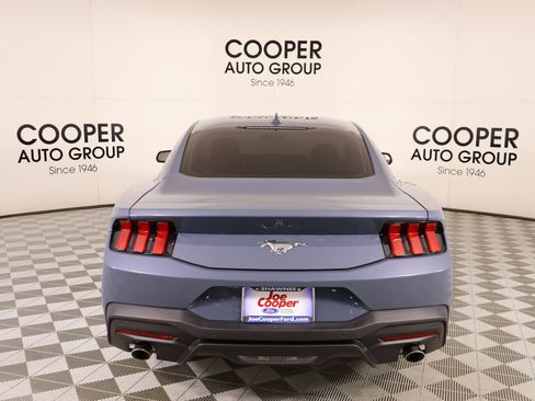 Used 2025 Ford Mustang Coupe image 20