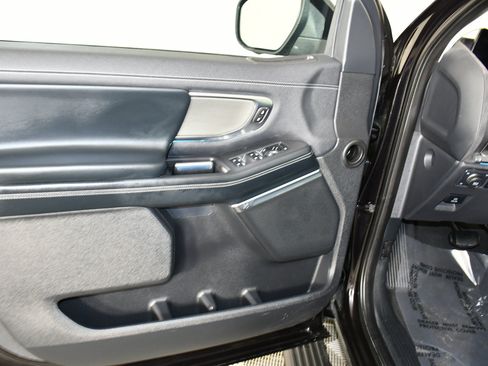 Used 2025 Ford Expedition Platinum AWD/4WD image 34