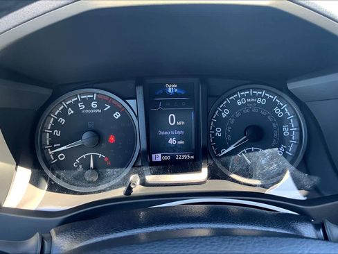 Used 2023 Toyota Tacoma TRD Off-Road image 26