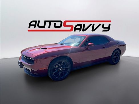 Used 2021 Dodge Challenger SXT w/ Blacktop Package RWD image 3