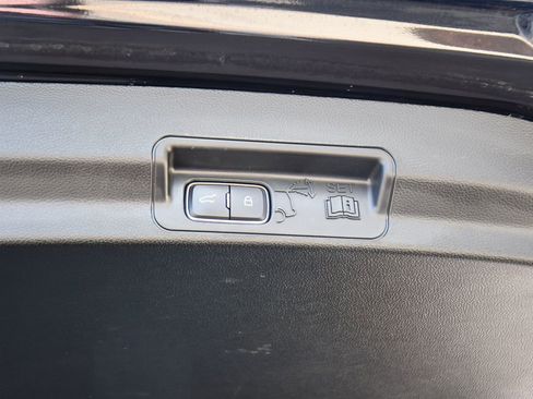 Used 2023 Ford Explorer XLT w/ Equipment Group 202A image 21