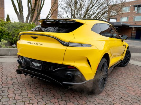 Used 2023 Aston Martin DBX 707 image 52