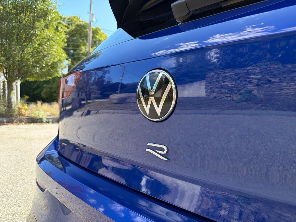 Used 2024 Volkswagen Golf R AWD/4WD image 11