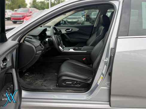 Used 2023 Acura TLX FWD image 12
