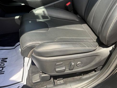 Used 2023 Hyundai Santa Fe Limited AWD/4WD image 26