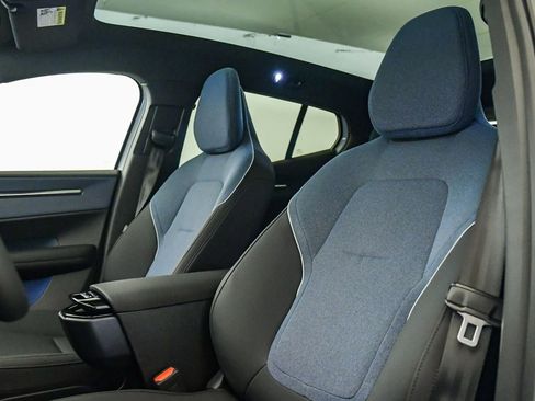 New 2026 Volvo EX30 Cross Country Ultra w/ Protection Package Premier image 18