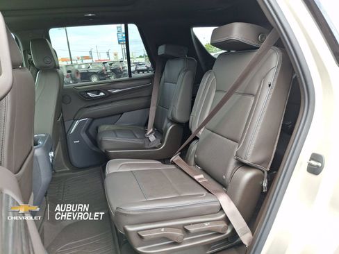 Certified 2021 GMC Yukon Denali w/ Denali Premium Package AWD/4WD image 21