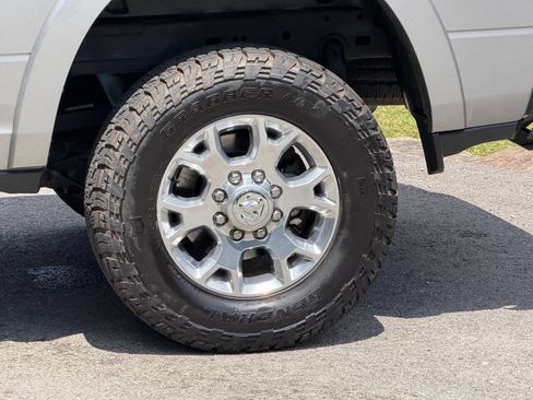 Used 2022 RAM 2500 Laramie AWD/4WD image 62