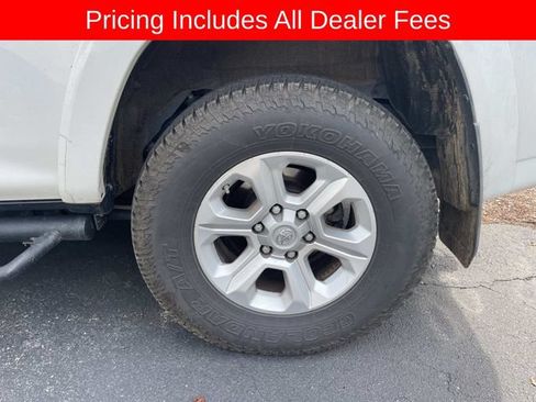 Used 2019 Toyota 4Runner SR5 Premium AWD/4WD image 5