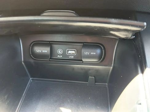 Used 2016 Kia Sorento L FWD image 19