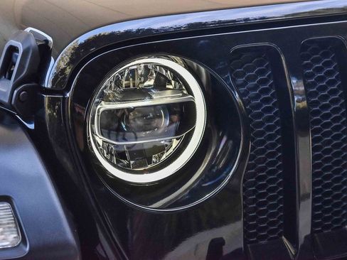 Used 2021 Jeep Wrangler Willys image 8