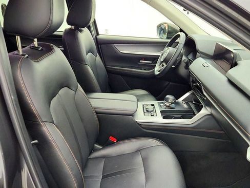 Used 2024 MAZDA CX-90 3.3 Turbo w/ Preferred Plus AWD/4WD image 25