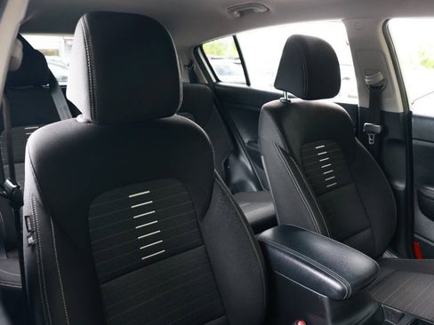 Used 2018 Kia Sportage LX FWD image 23