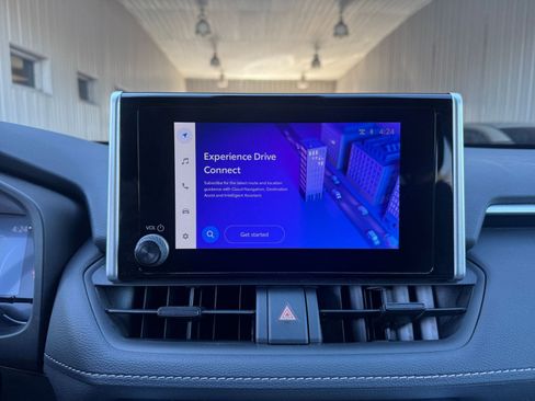 Used 2025 Toyota RAV4 LE image 21