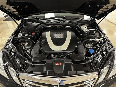 Used 2011 Mercedes-Benz E 350 4MATIC Sedan image 94