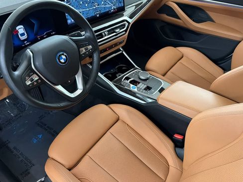Used 2023 BMW i4 eDrive35 RWD image 11