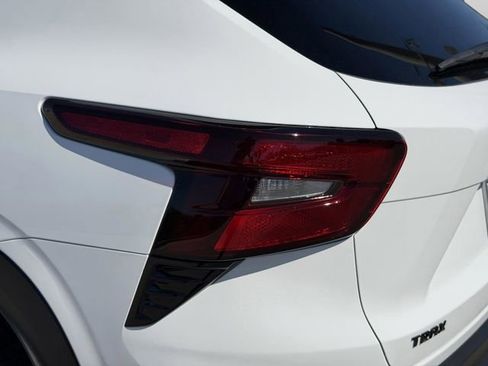 New 2026 Chevrolet Trax LT w/ Driver Confidence Package image 40